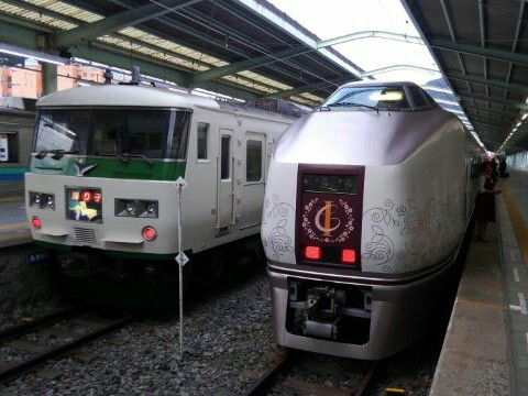 希望者挙手さんの作品