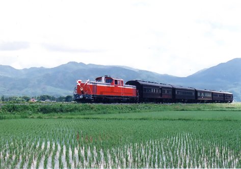 菅谷政一さんの作品